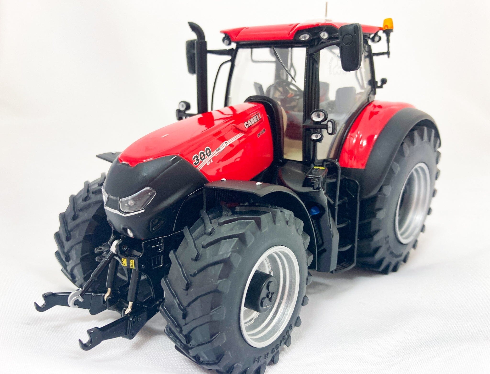 Optum300CVX ﾄﾗｸﾀｰｵﾌﾞｻﾞｲﾔｰ 1:32 - ITSCLAB FANSHOP（インタートラクターサービス株式会社）