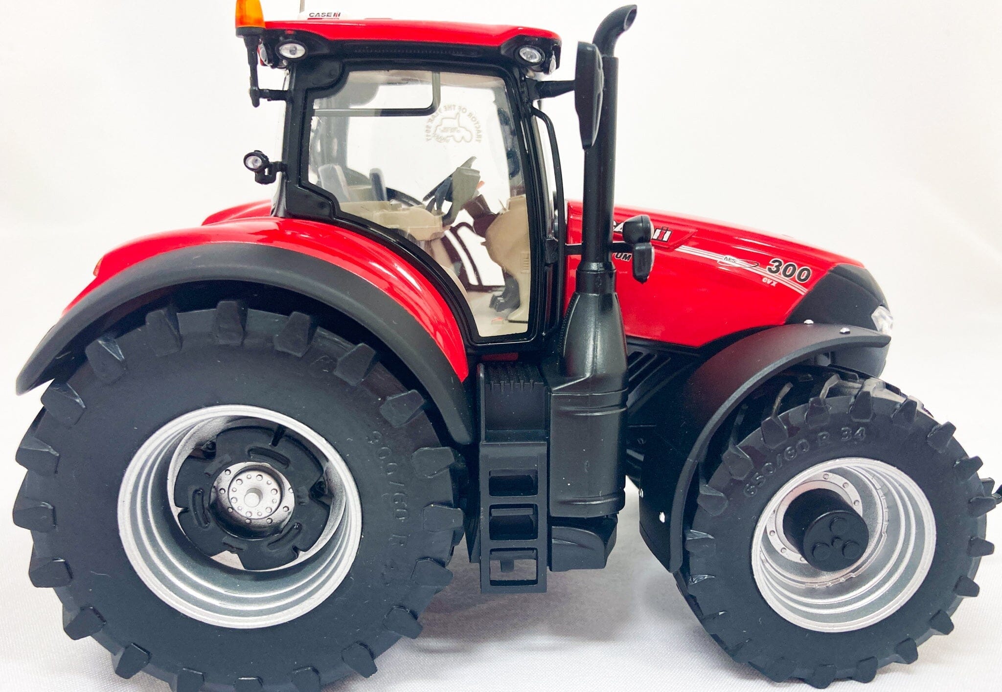 Optum300CVX ﾄﾗｸﾀｰｵﾌﾞｻﾞｲﾔｰ 1:32 - ITSCLAB FANSHOP（インタートラクターサービス株式会社）